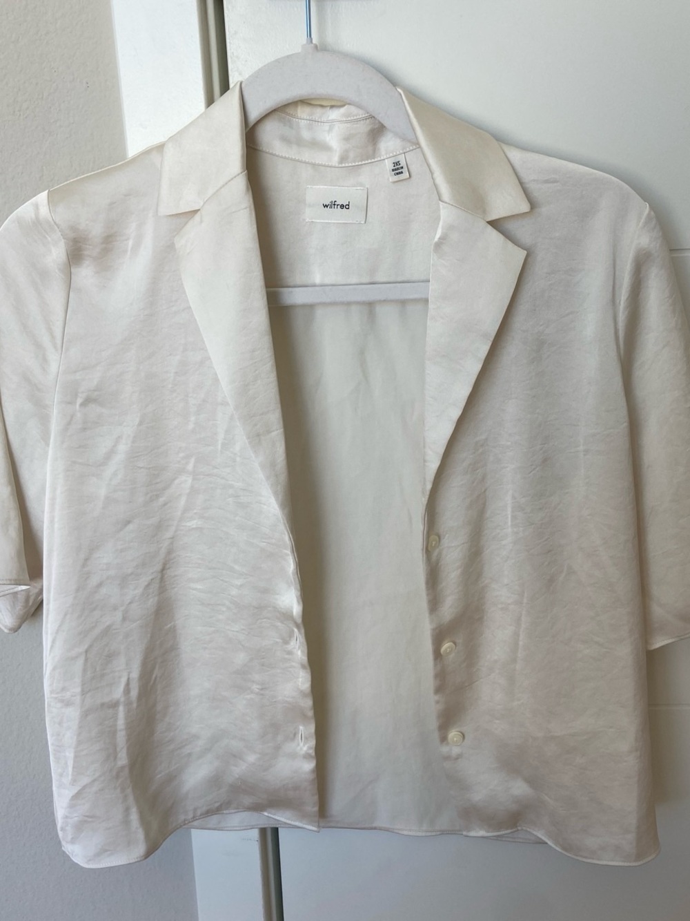 Aritzia Wilfred Cream Satin Button-Front Blouse
